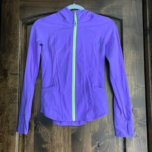 Girls ivivva lululemon fitted hoodie jacket. Soft and stretchy. 12, thumbholes